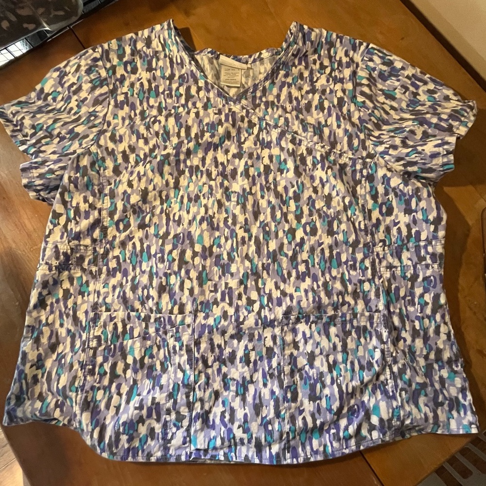 Women’s Scrub Top 2X Scrub Star Blues Gray Purple